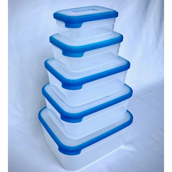 Containers - Picture 3 of 4